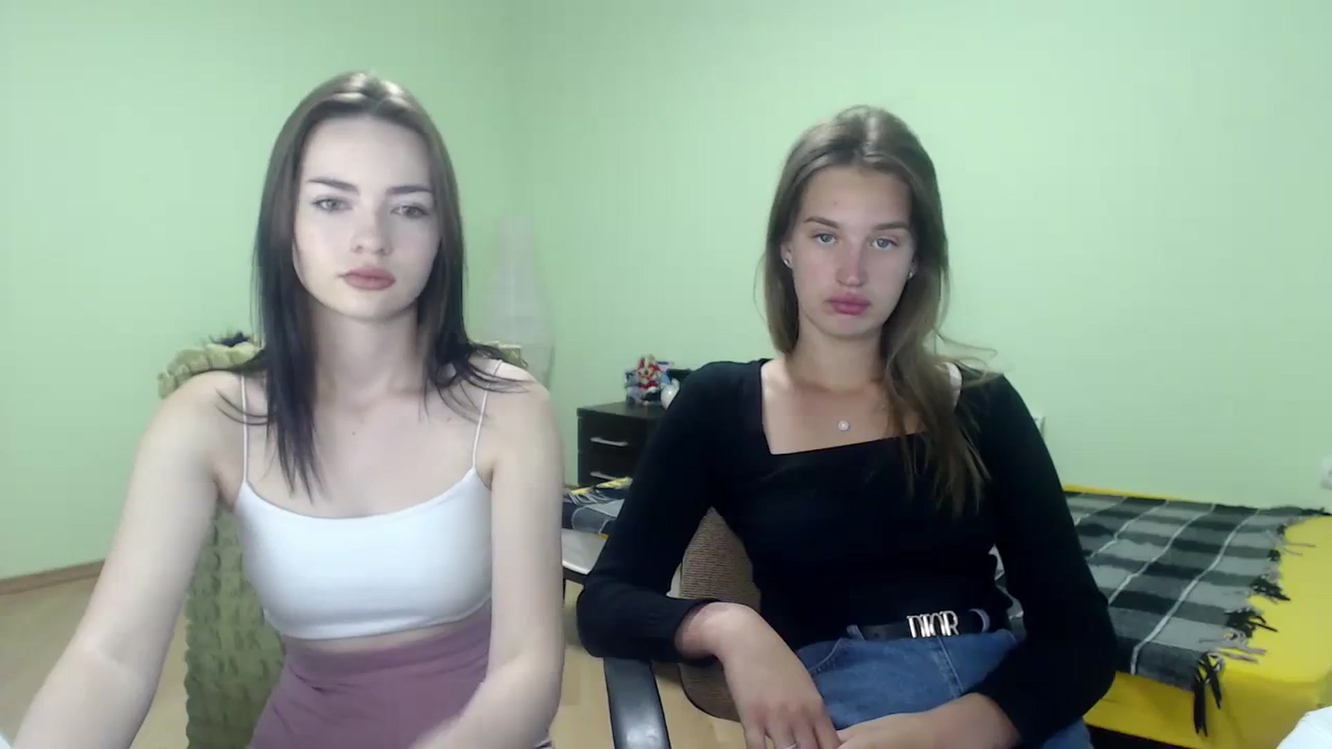Gallery image thumbnail from Kittyy_blackk's myfreecams stream on, 08/11/2023, 08:10 image 3 of 20
