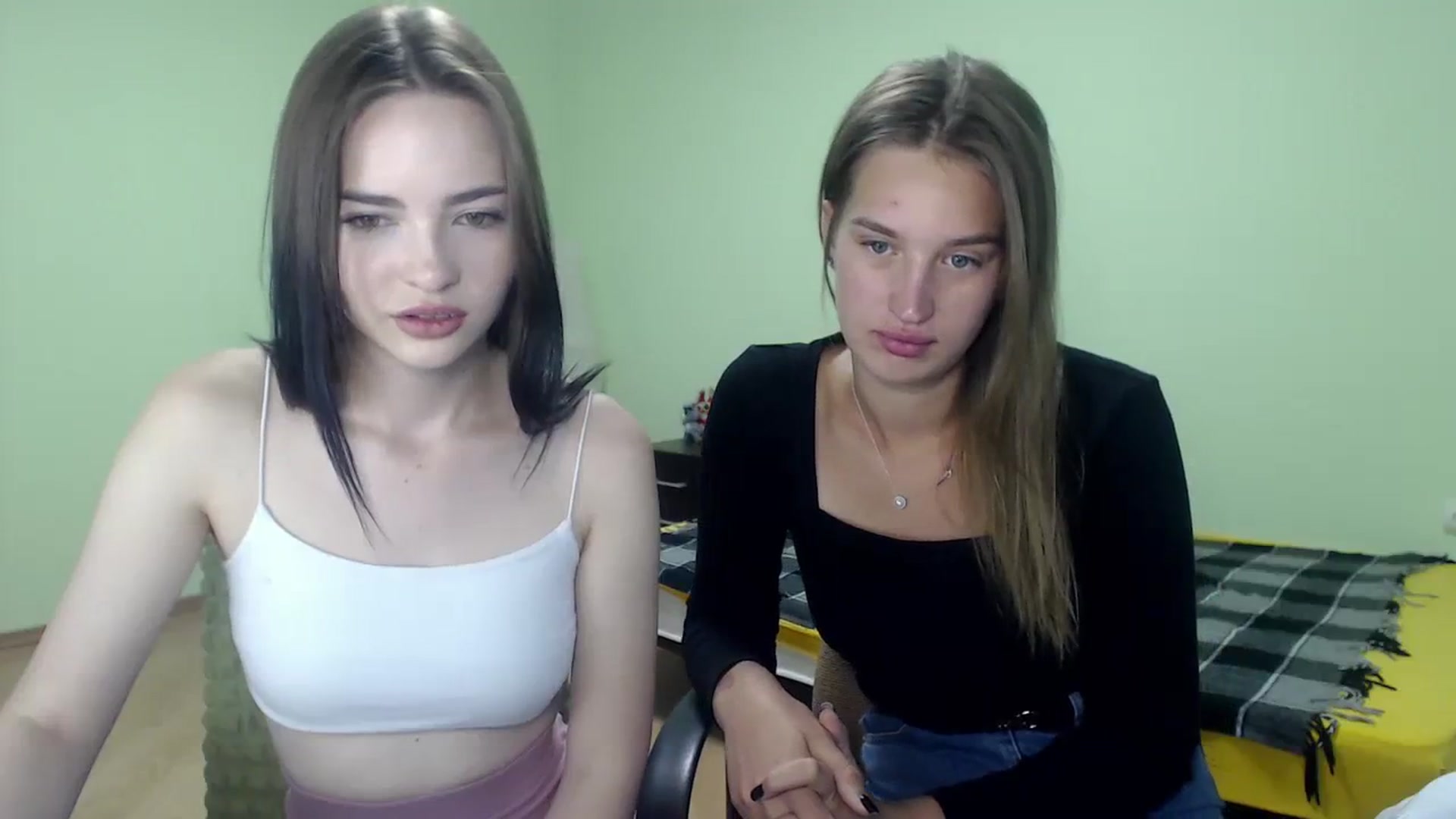 Gallery image thumbnail from Kittyy_blackk's myfreecams stream on, 08/11/2023, 08:10 image 17 of 20