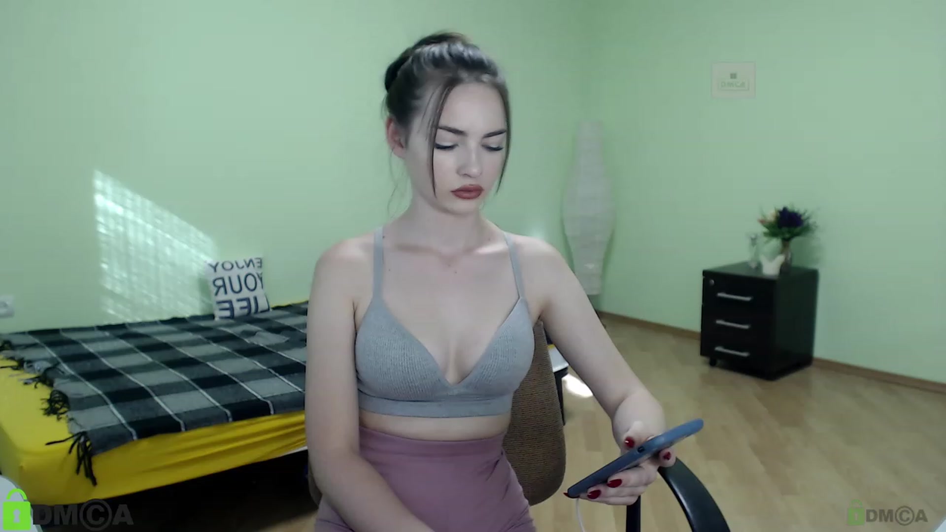 Gallery image thumbnail from Kittyy_blackk's myfreecams stream on, 08/17/2023, 15:30 image 4 of 20