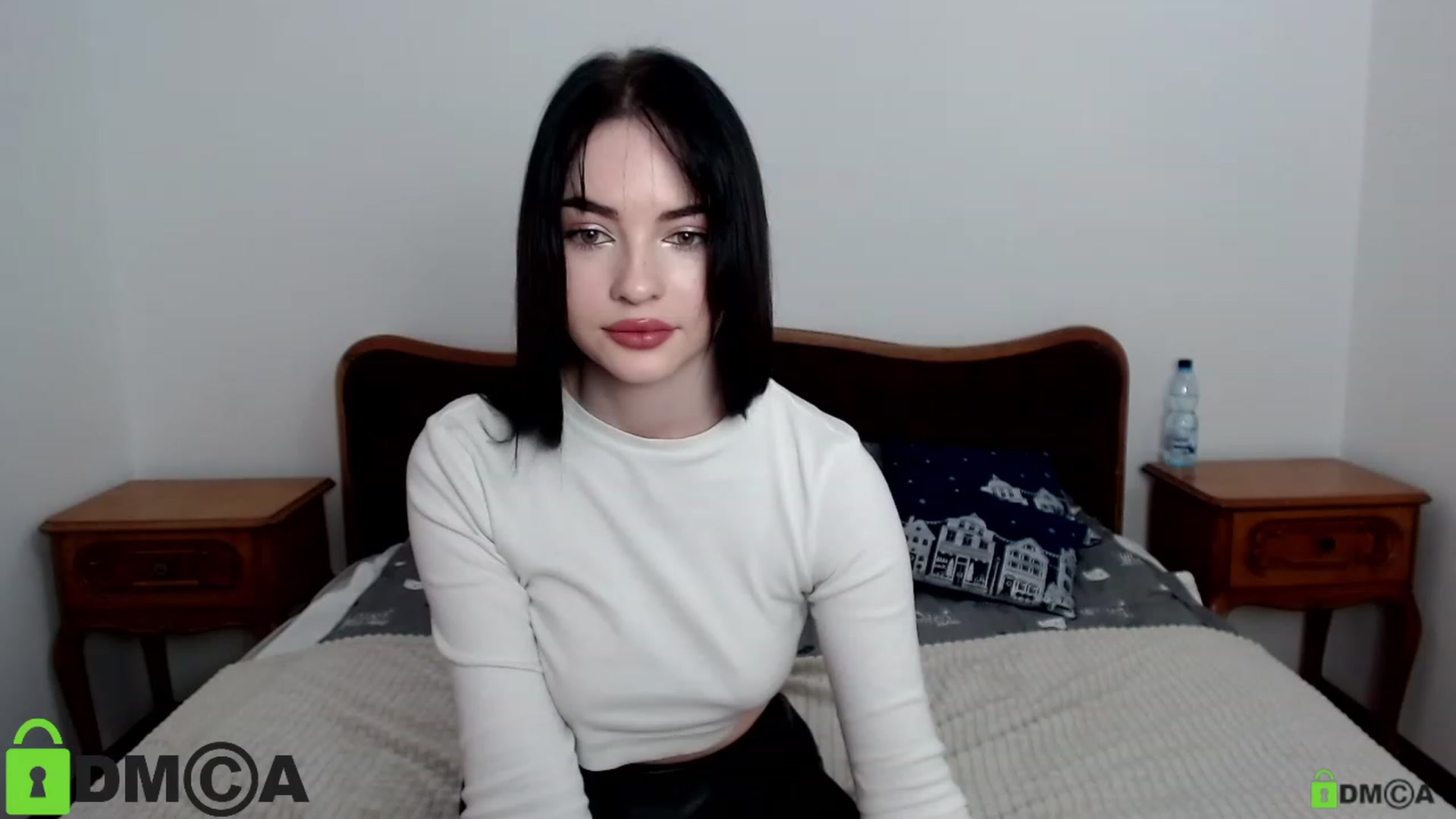Gallery image thumbnail from Kittyy_blackk's myfreecams stream on, 01/03/2024, 16:25 image 15 of 20