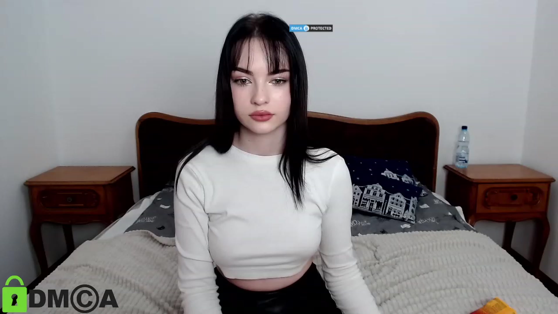 Gallery image thumbnail from Kittyy_blackk's myfreecams stream on, 01/03/2024, 18:33 image 13 of 20