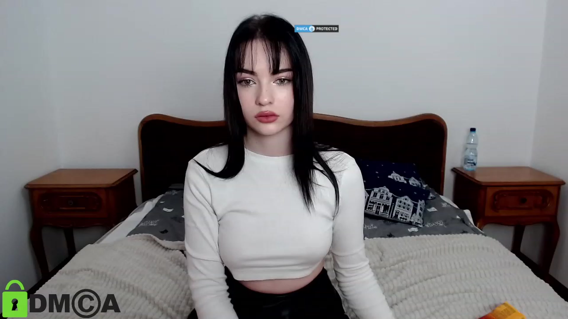 Gallery image thumbnail from Kittyy_blackk's myfreecams stream on, 01/03/2024, 18:33 image 16 of 20