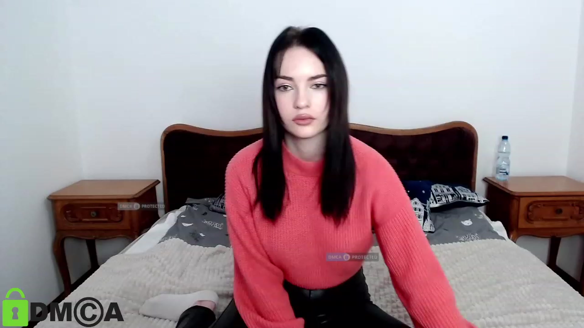 Gallery image thumbnail from Kittyy_blackk's myfreecams stream on, 01/04/2024, 08:35 image 11 of 20
