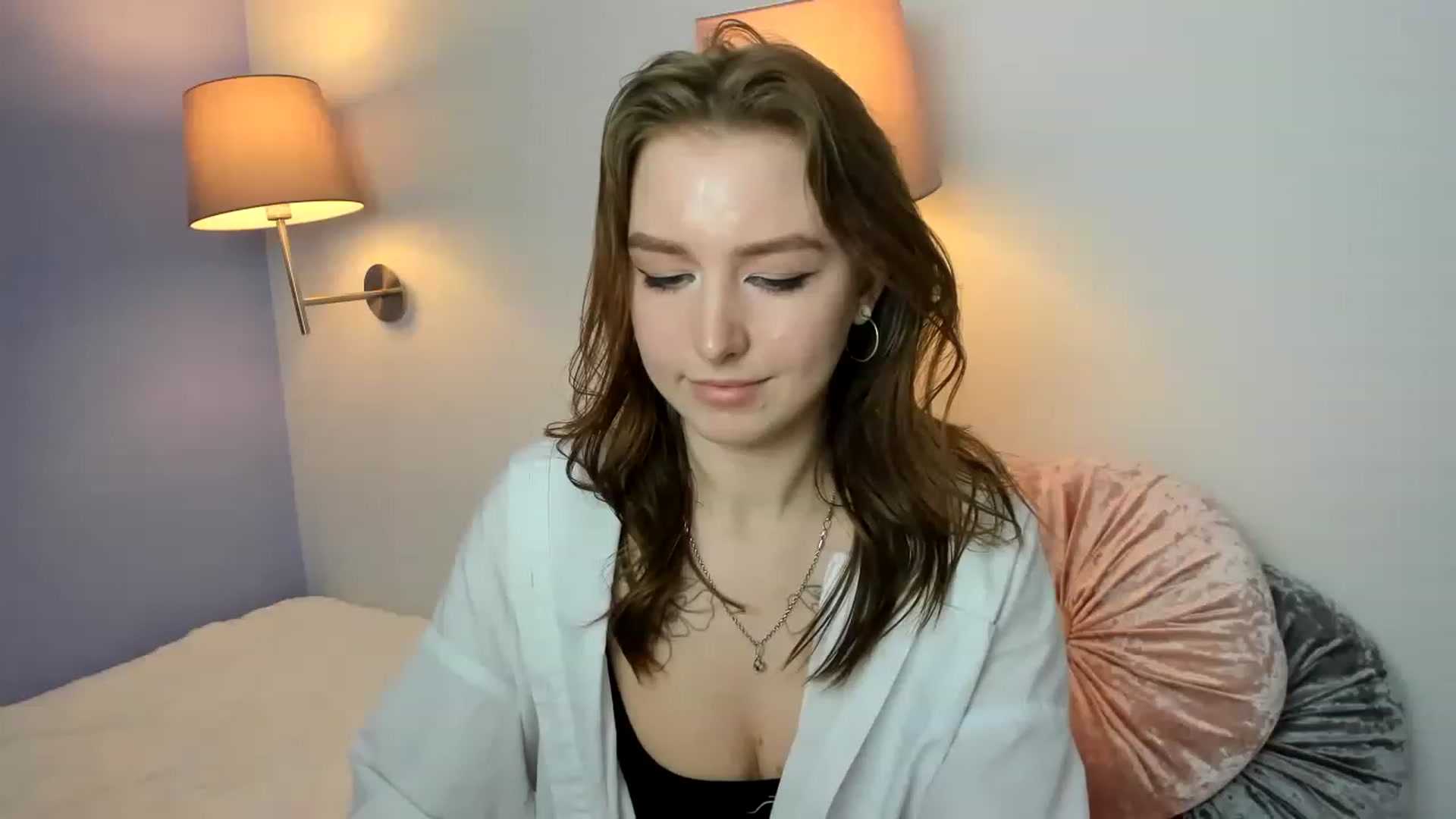 Gallery image thumbnail from KiviVk's myfreecams stream on, 06/10/2023, 19:01 image 1 of 20