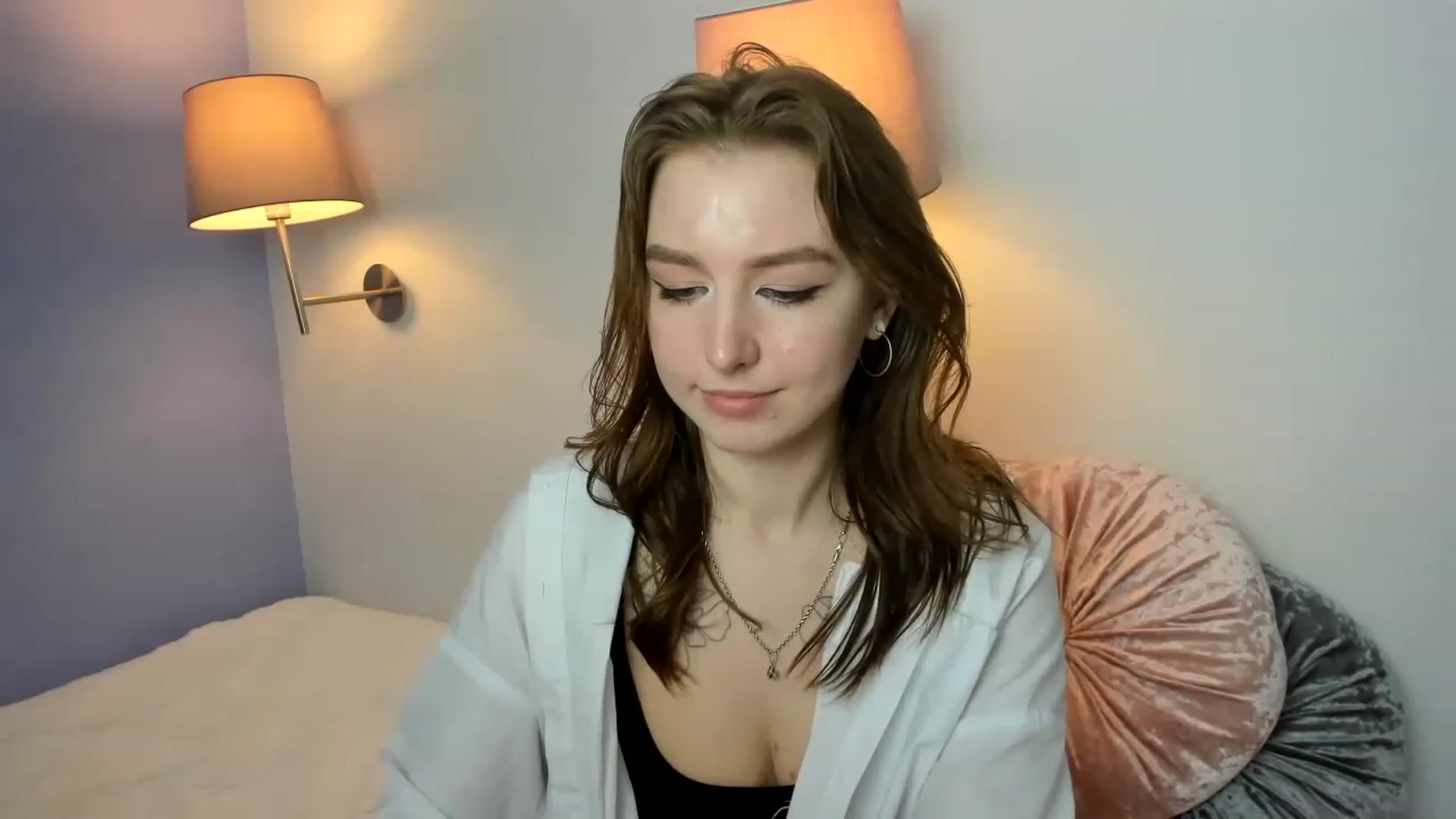 Gallery image thumbnail from KiviVk's myfreecams stream on, 06/10/2023, 19:01 image 3 of 20