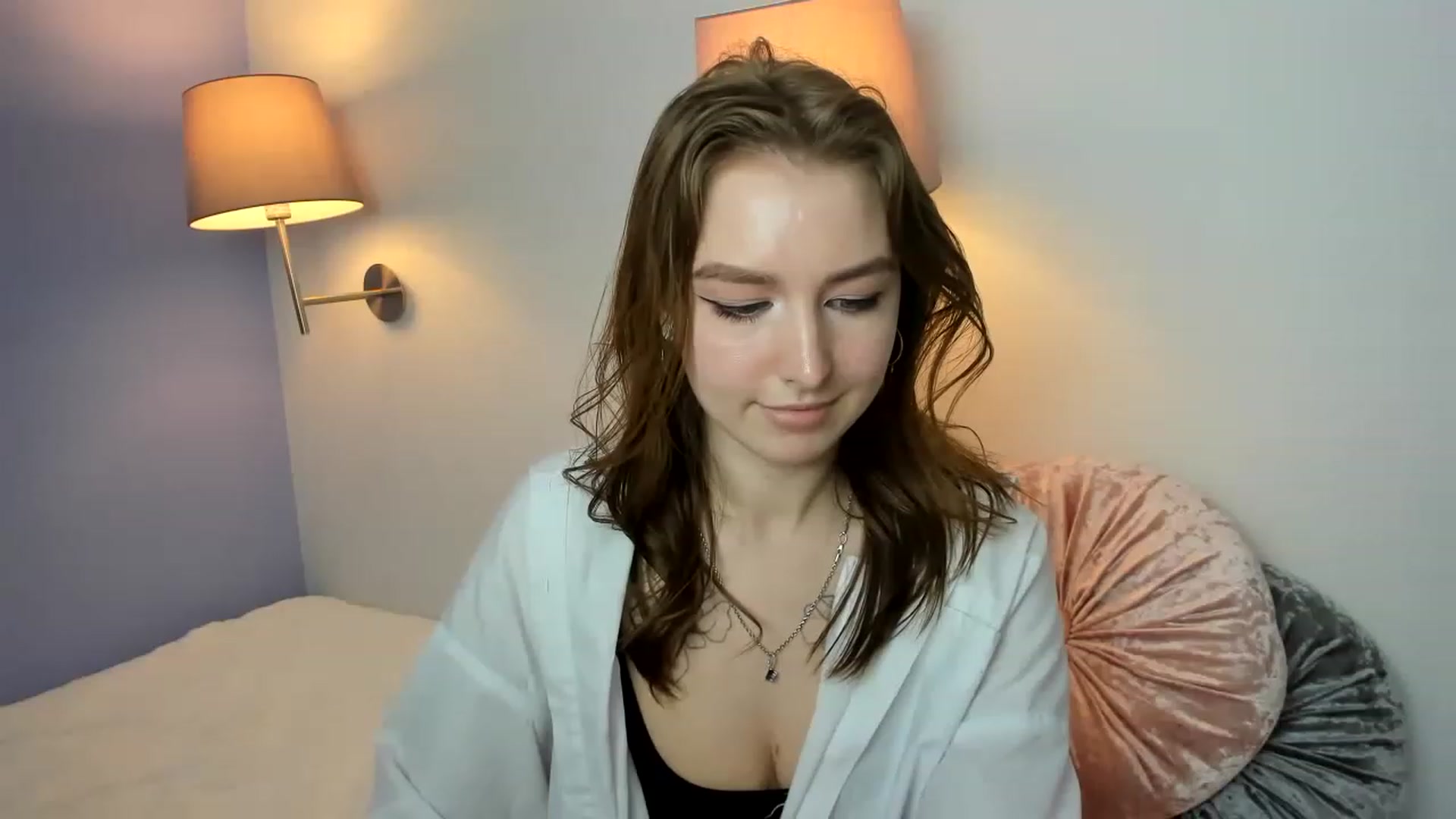 Gallery image thumbnail from KiviVk's myfreecams stream on, 06/10/2023, 19:01 image 5 of 20