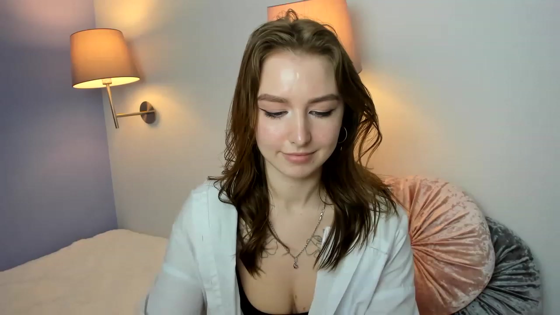 Gallery image thumbnail from KiviVk's myfreecams stream on, 06/10/2023, 19:01 image 2 of 20