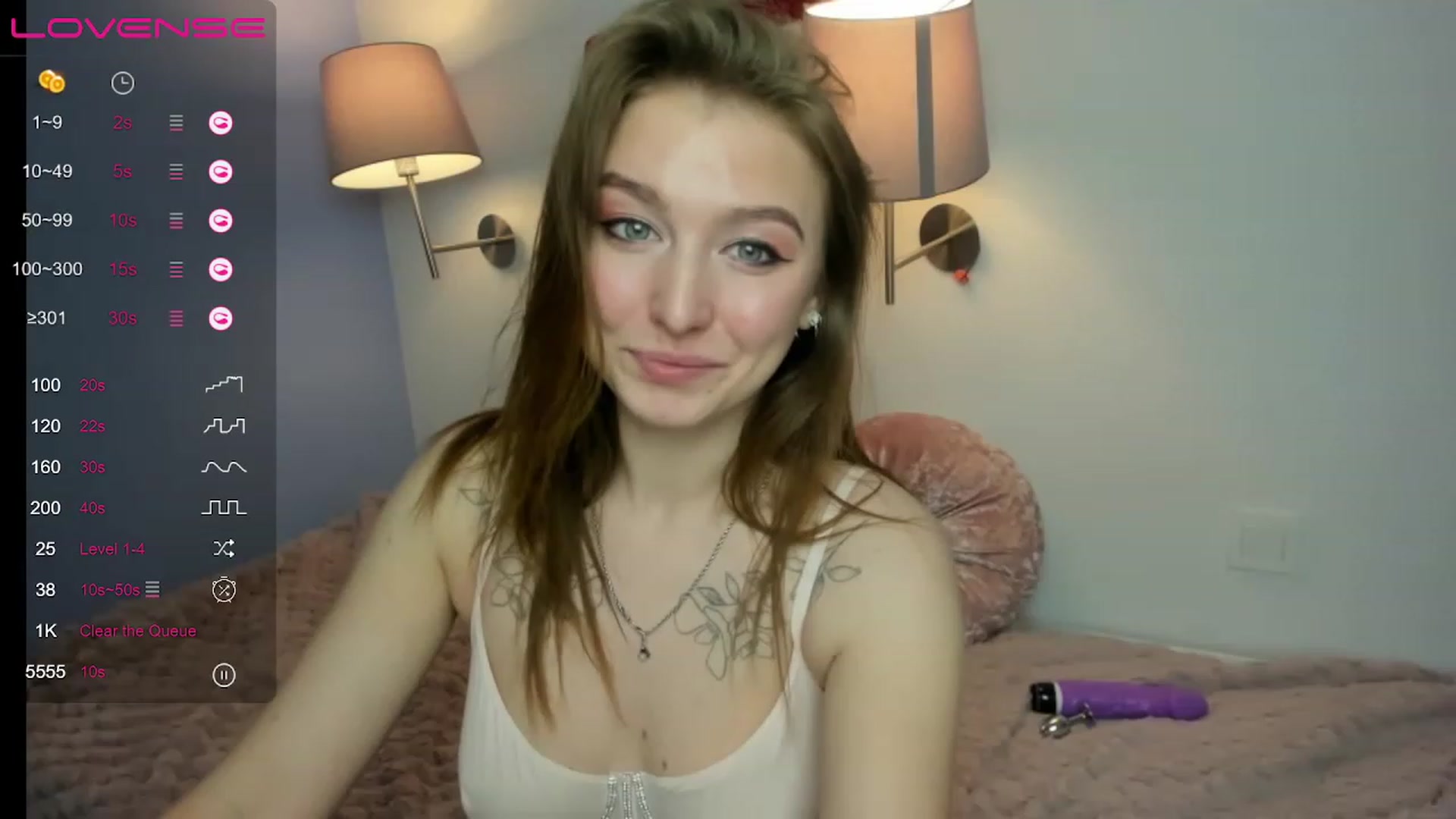 Gallery image thumbnail from KiviVk's myfreecams stream on, 08/05/2023, 22:02 image 4 of 20