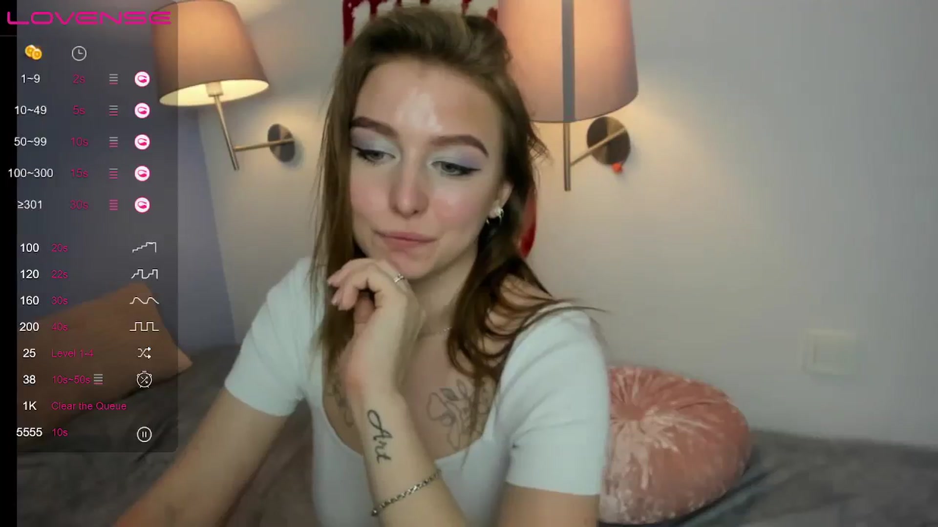 Gallery image thumbnail from KiviVk's myfreecams stream on, 08/07/2023, 01:07 image 12 of 20
