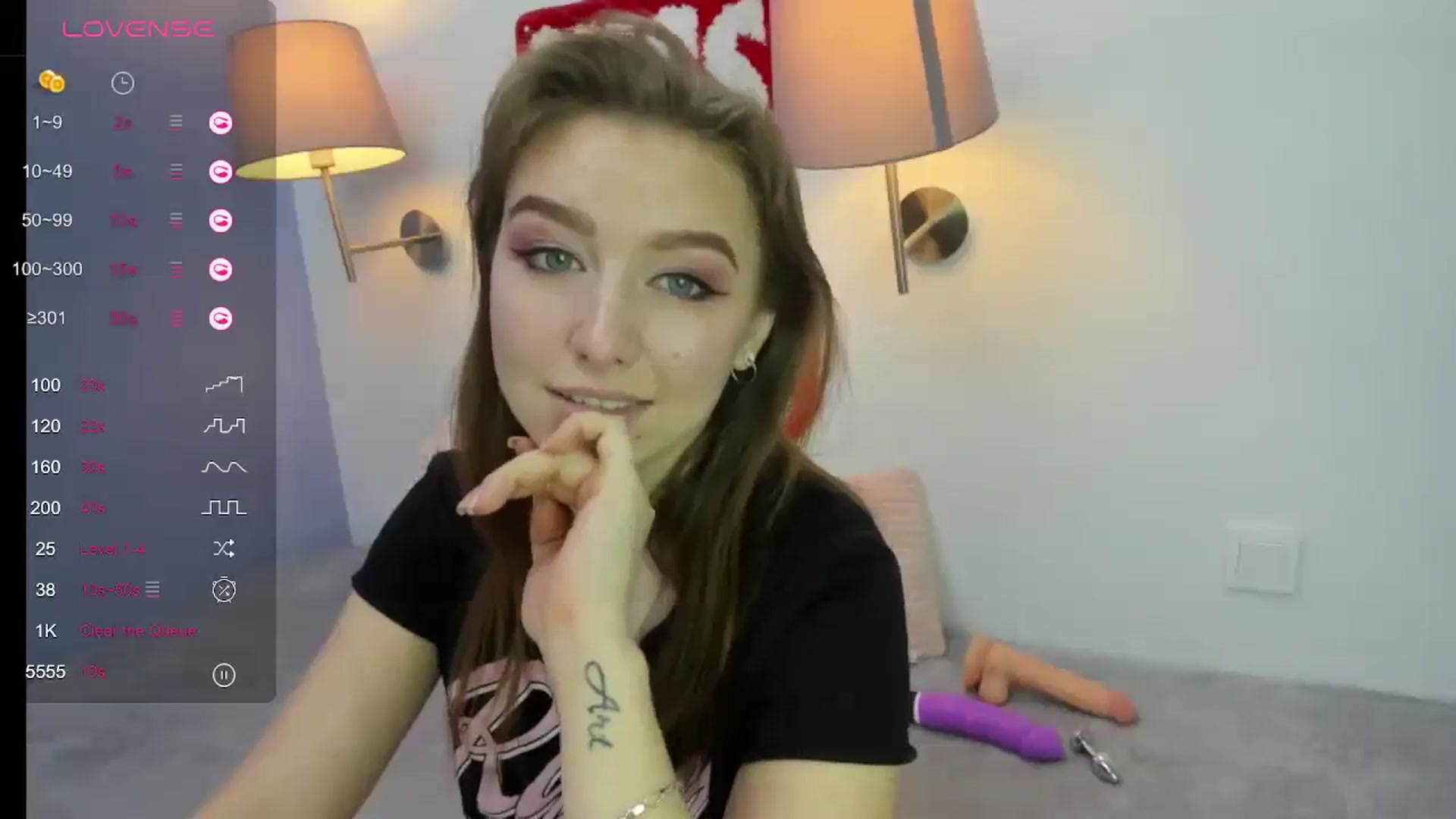 Gallery image thumbnail from KiviVk's myfreecams stream on, 08/24/2023, 12:45 image 16 of 20