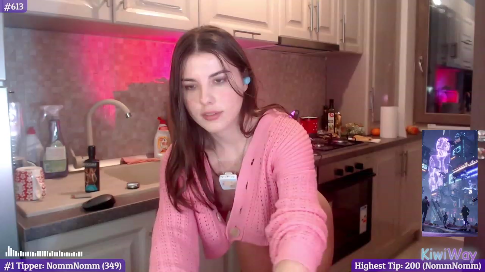 Gallery image thumbnail from KiwiWay's myfreecams stream on, 01/04/2023, 04:46 image 11 of 20