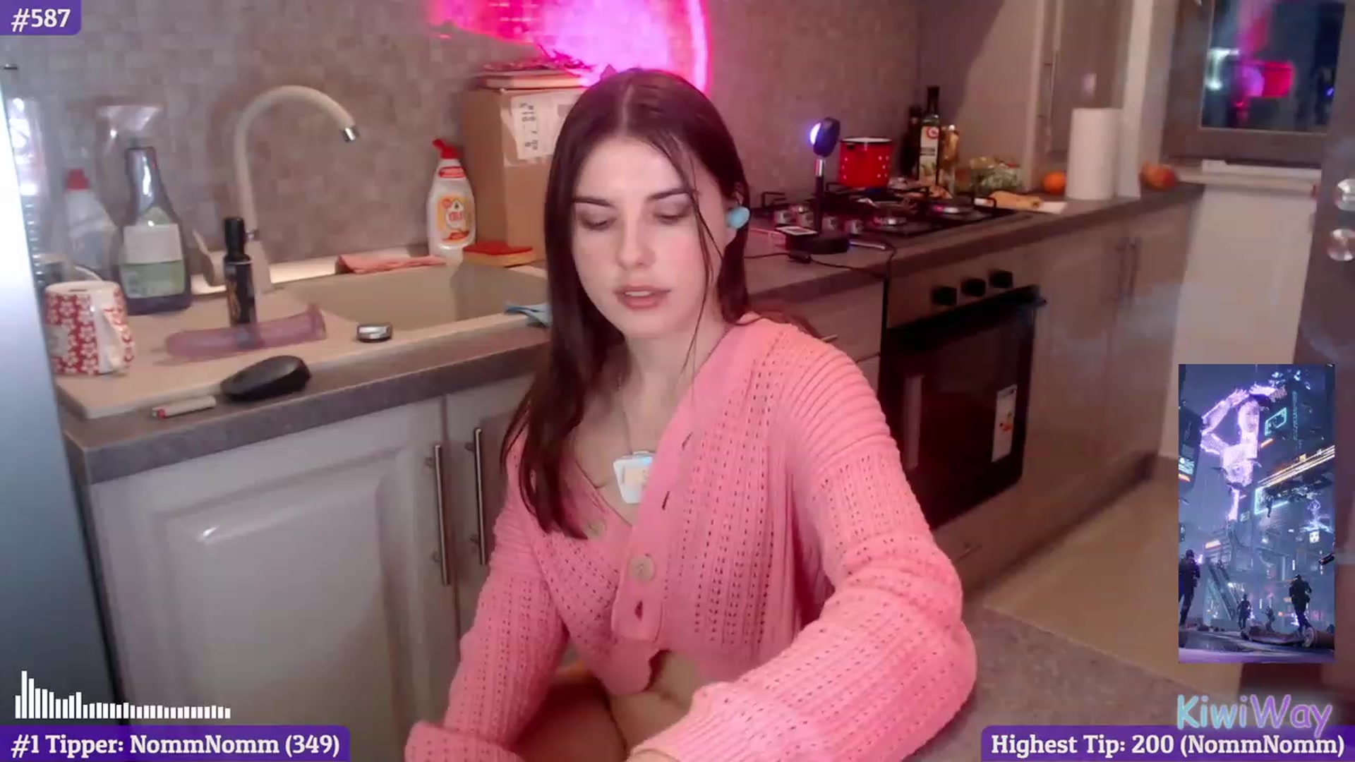 Gallery image thumbnail from KiwiWay's myfreecams stream on, 01/04/2023, 05:42 image 17 of 20