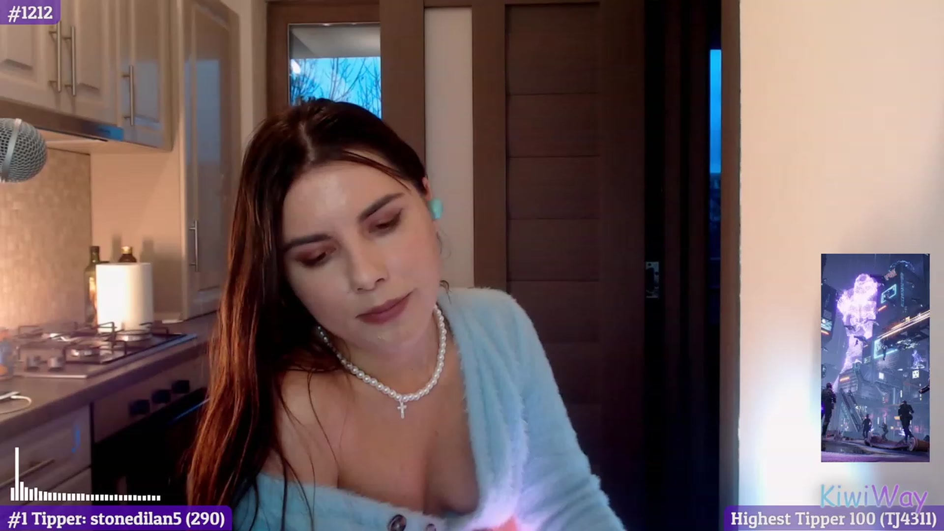 Gallery image thumbnail from KiwiWay's myfreecams stream on, 02/21/2023, 06:25 image 5 of 20
