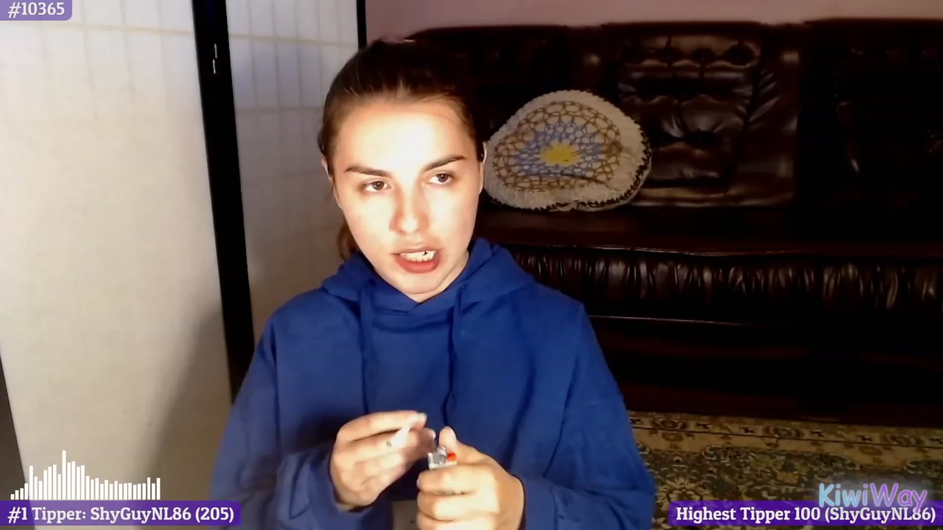 Gallery image thumbnail from KiwiWay's myfreecams stream on, 10/21/2023, 15:17 image 19 of 20