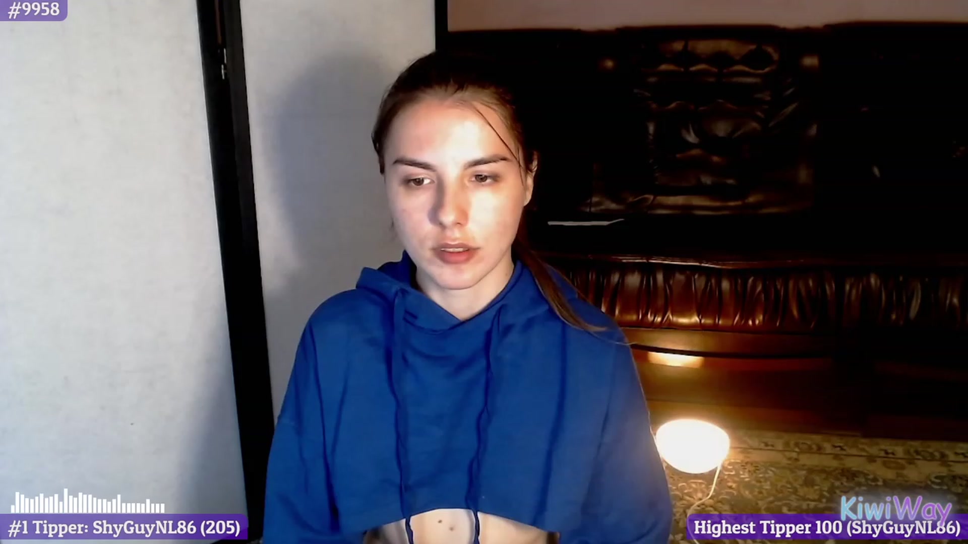 Gallery image thumbnail from KiwiWay's myfreecams stream on, 10/21/2023, 17:59 image 11 of 20