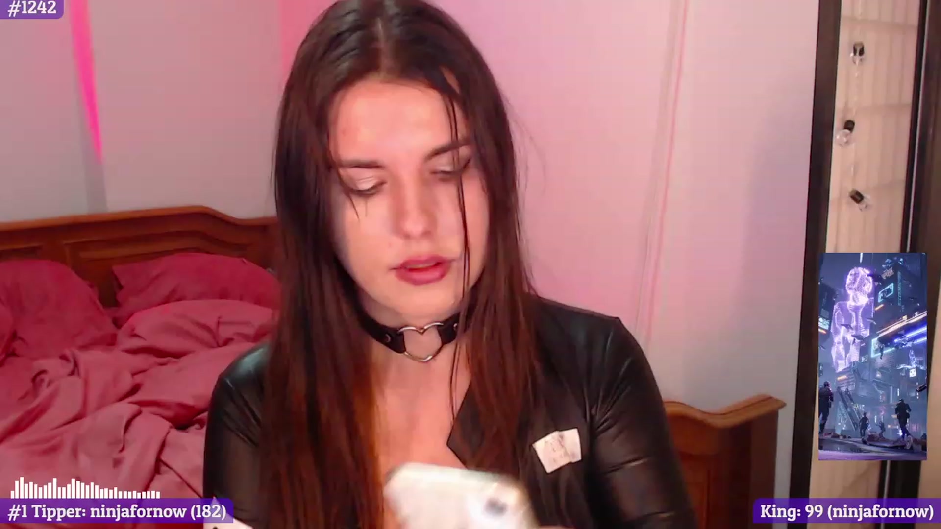 Gallery image thumbnail from KiwiWay's myfreecams stream on, 03/17/2024, 03:09 image 1 of 20