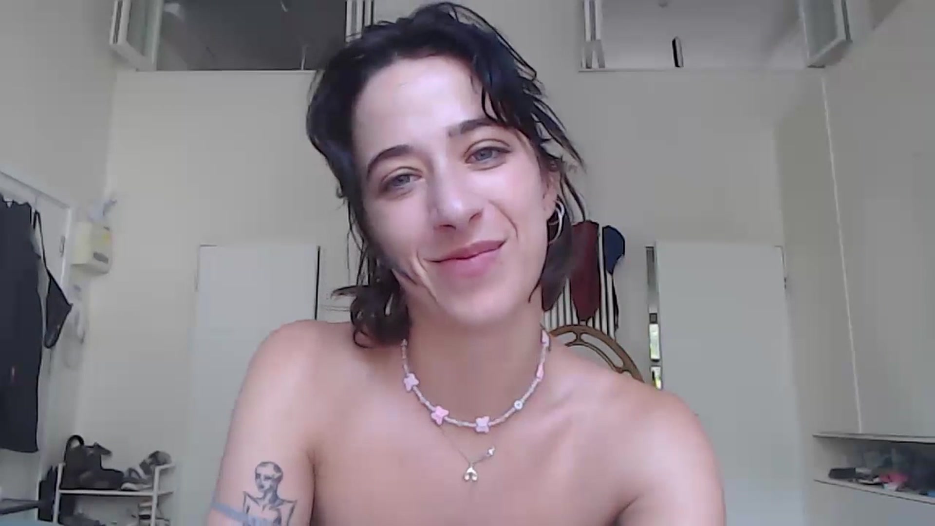 Gallery image thumbnail from KlaraDelgado's myfreecams stream on, 07/03/2023, 13:08 image 11 of 20