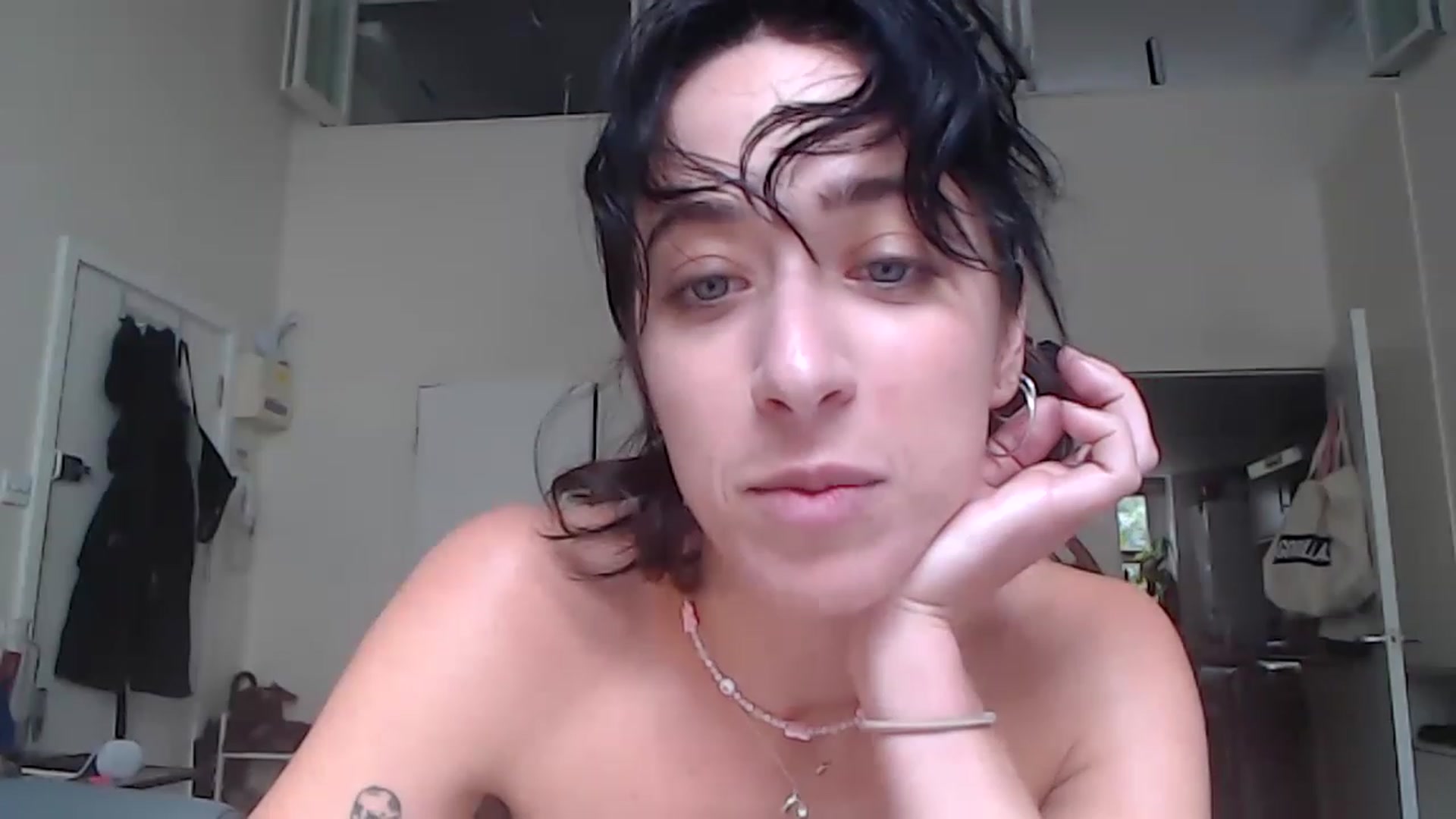Gallery image thumbnail from KlaraDelgado's myfreecams stream on, 07/03/2023, 14:42 image 16 of 20