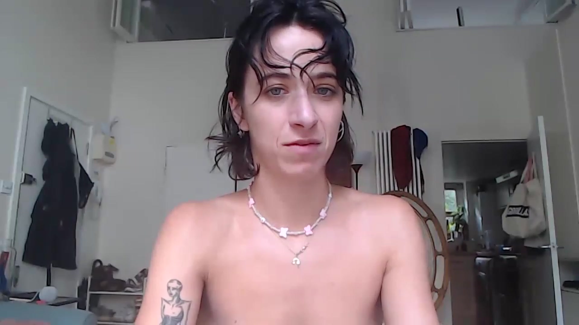 Gallery image thumbnail from KlaraDelgado's myfreecams stream on, 07/03/2023, 14:42 image 2 of 20