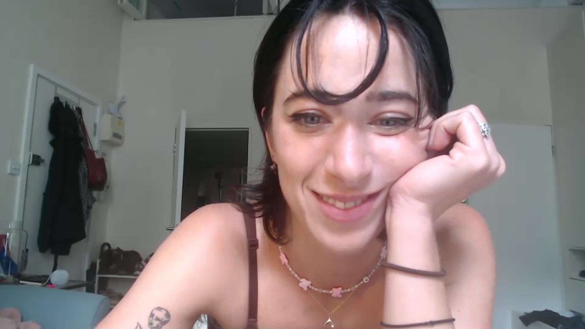 Gallery image thumbnail from KlaraDelgado's myfreecams stream on, 07/04/2023, 10:30 image 11 of 20