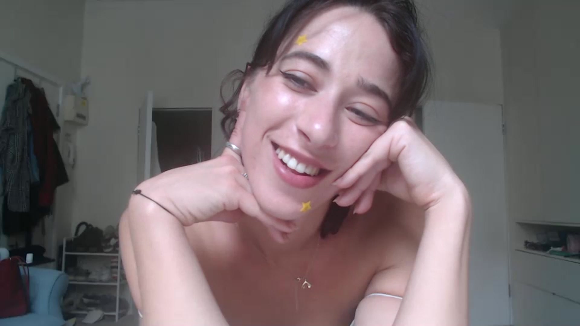 Gallery image thumbnail from KlaraDelgado's myfreecams stream on, 07/21/2023, 12:19 image 2 of 20
