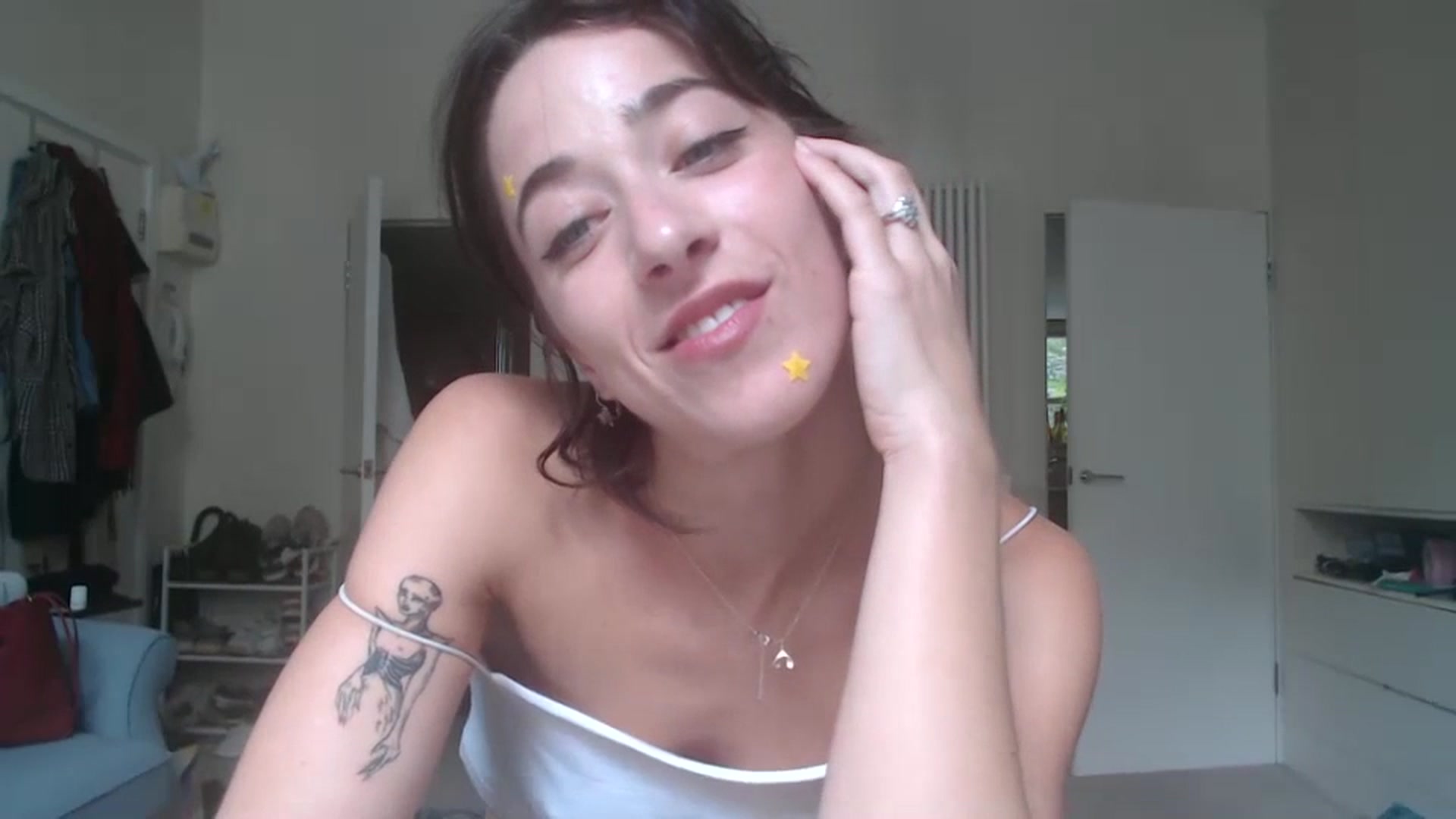 Gallery image thumbnail from KlaraDelgado's myfreecams stream on, 07/21/2023, 12:19 image 6 of 20