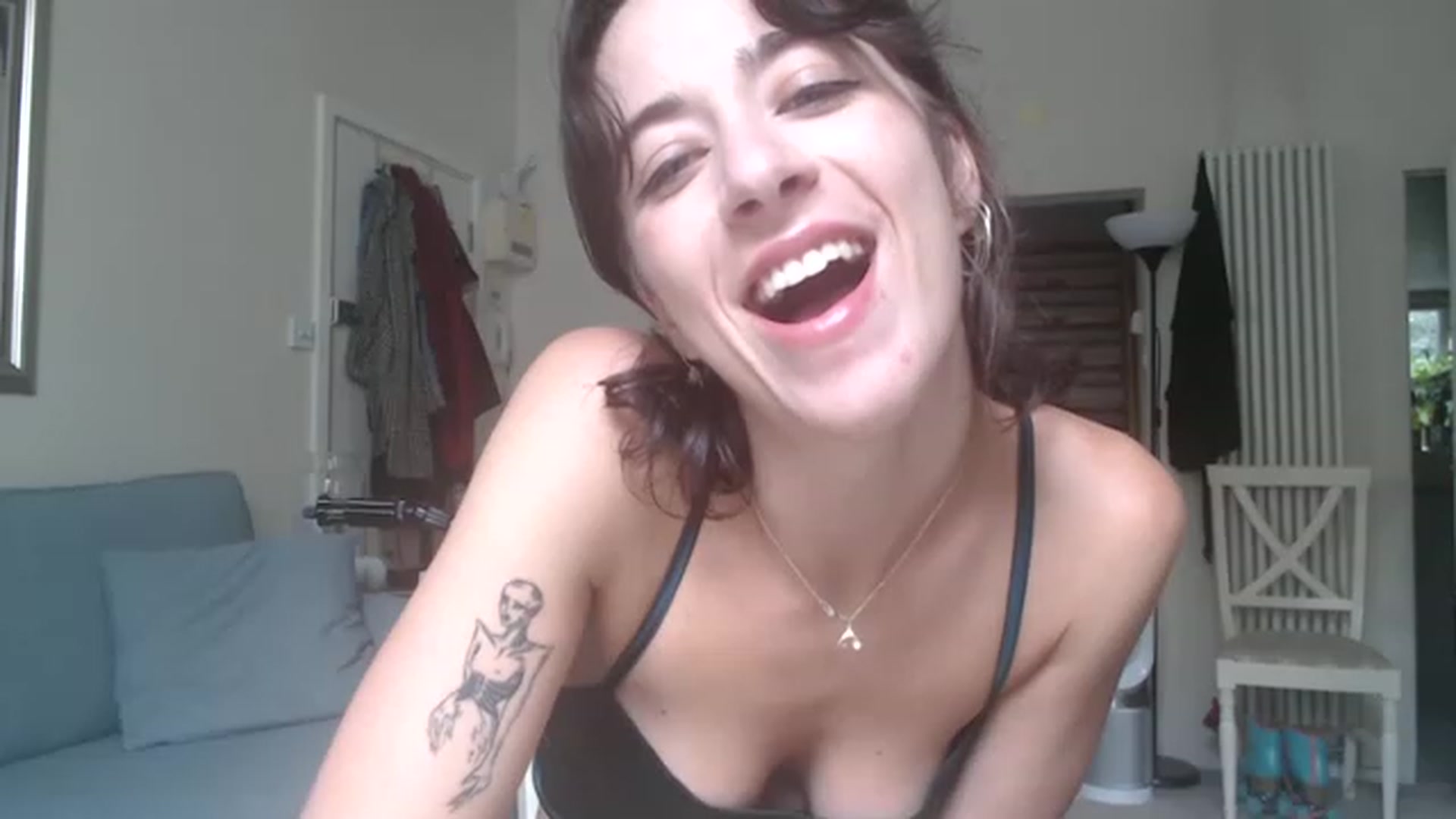 Gallery image thumbnail from KlaraDelgado's myfreecams stream on, 07/22/2023, 14:33 image 8 of 20