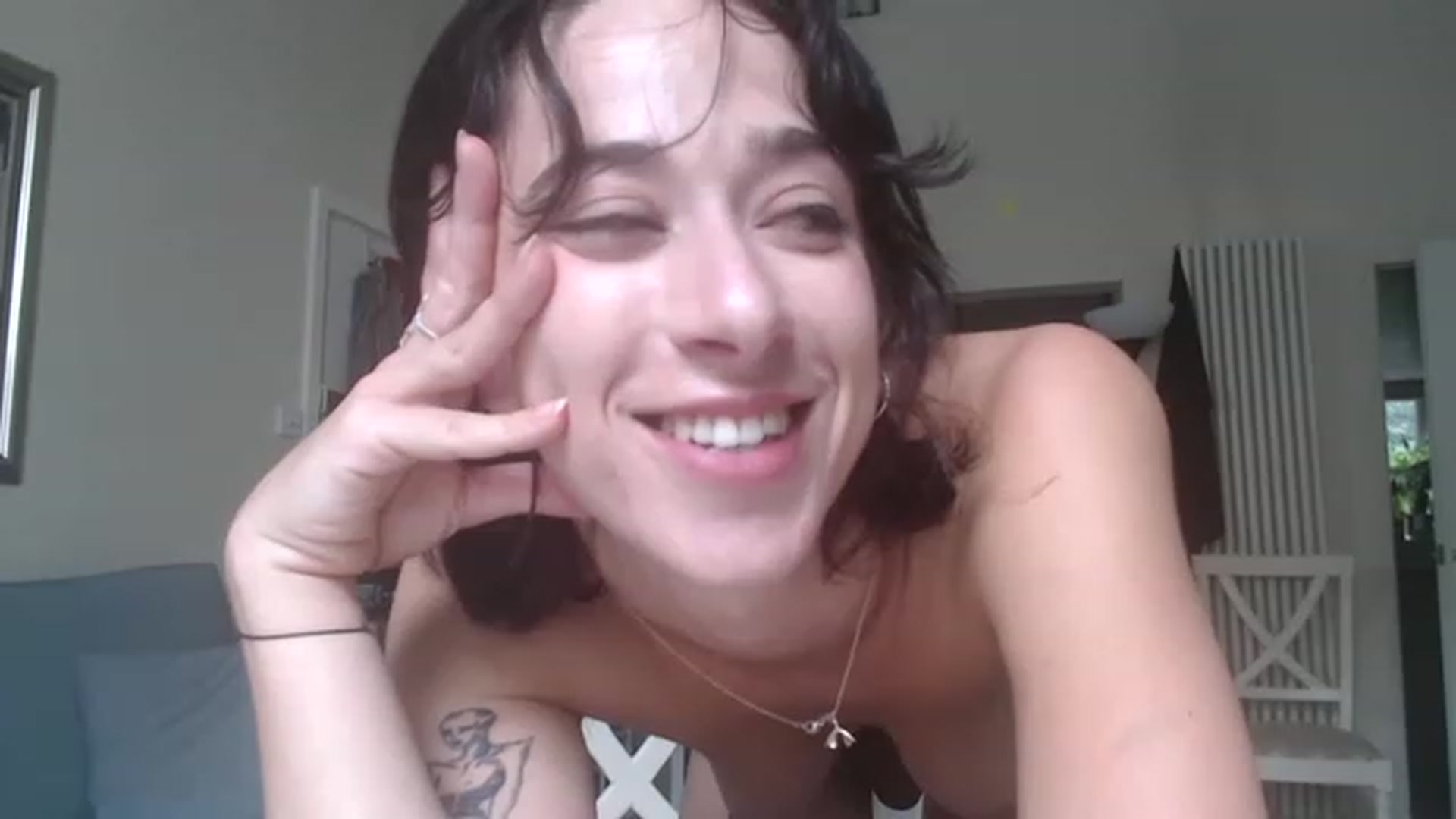 Gallery image thumbnail from KlaraDelgado's myfreecams stream on, 07/22/2023, 15:23 image 14 of 20