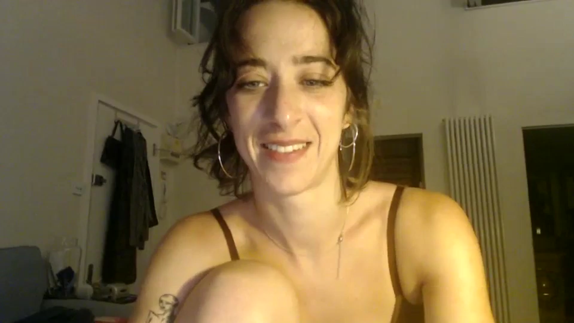 Gallery image thumbnail from KlaraDelgado's myfreecams stream on, 08/20/2023, 21:14 image 5 of 20