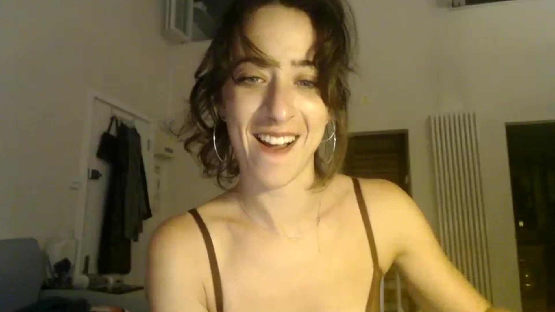 Gallery image thumbnail from KlaraDelgado's myfreecams stream on, 08/20/2023, 21:14 image 7 of 20