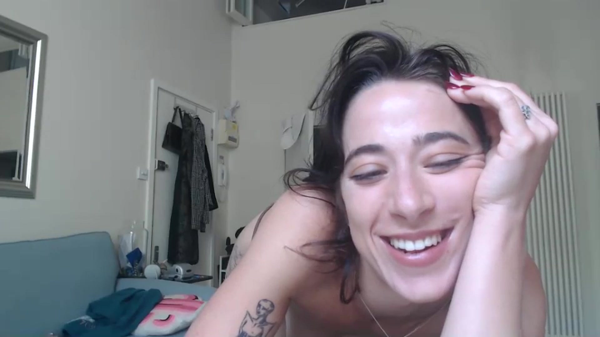 Gallery image thumbnail from KlaraDelgado's myfreecams stream on, 08/21/2023, 10:24 image 14 of 20