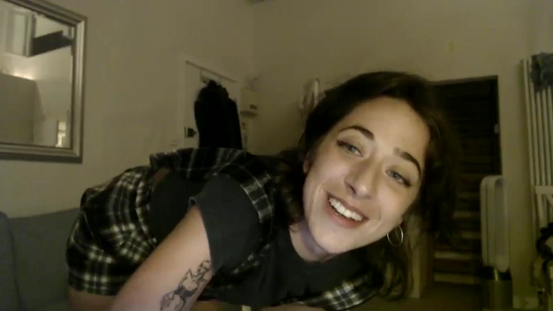 Gallery image thumbnail from KlaraDelgado's myfreecams stream on, 08/26/2023, 24:40 image 12 of 20