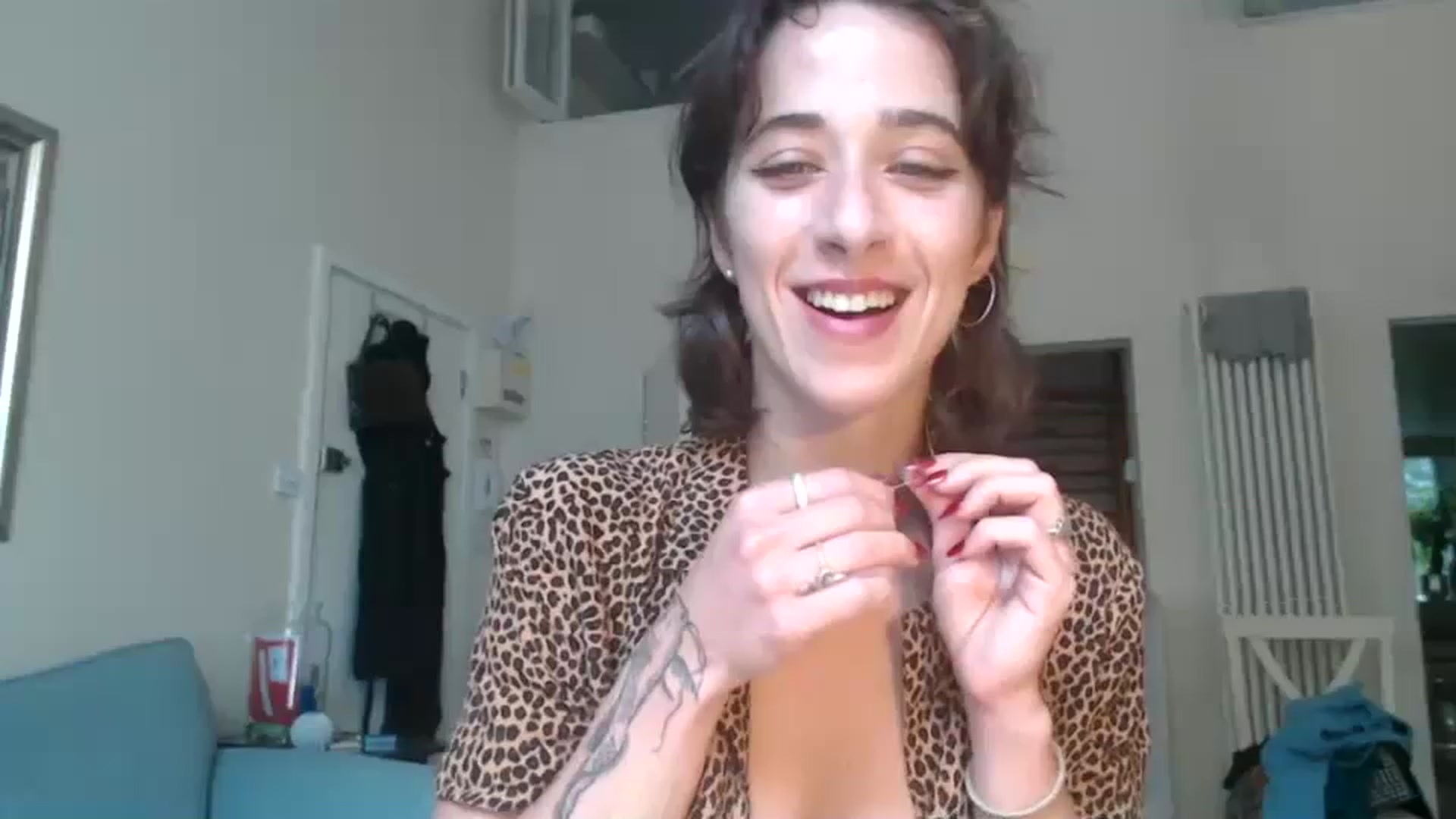 Gallery image thumbnail from KlaraDelgado's myfreecams stream on, 08/29/2023, 17:47 image 1 of 20