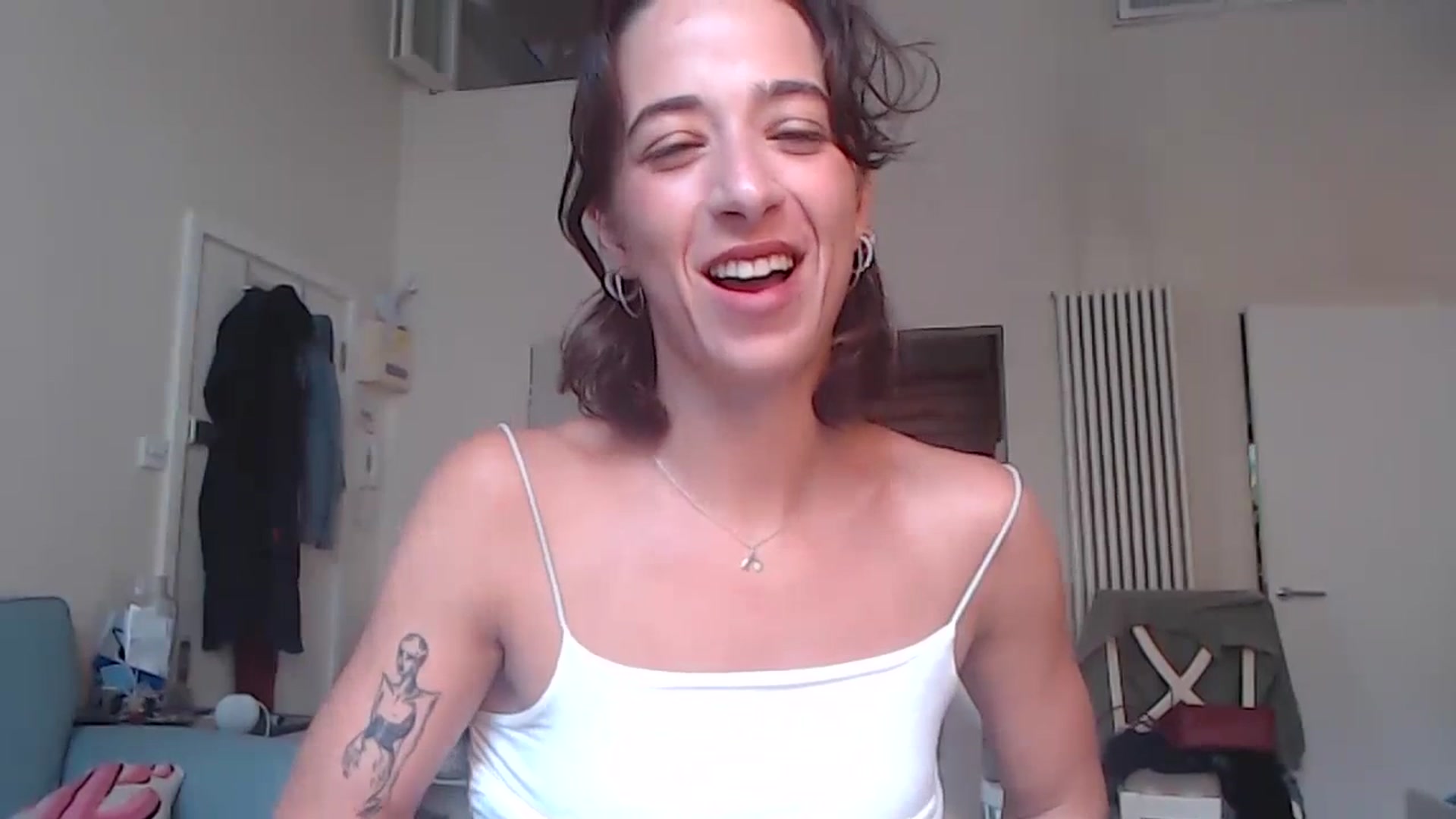 Gallery image thumbnail from KlaraDelgado's myfreecams stream on, 09/10/2023, 15:09 image 2 of 20
