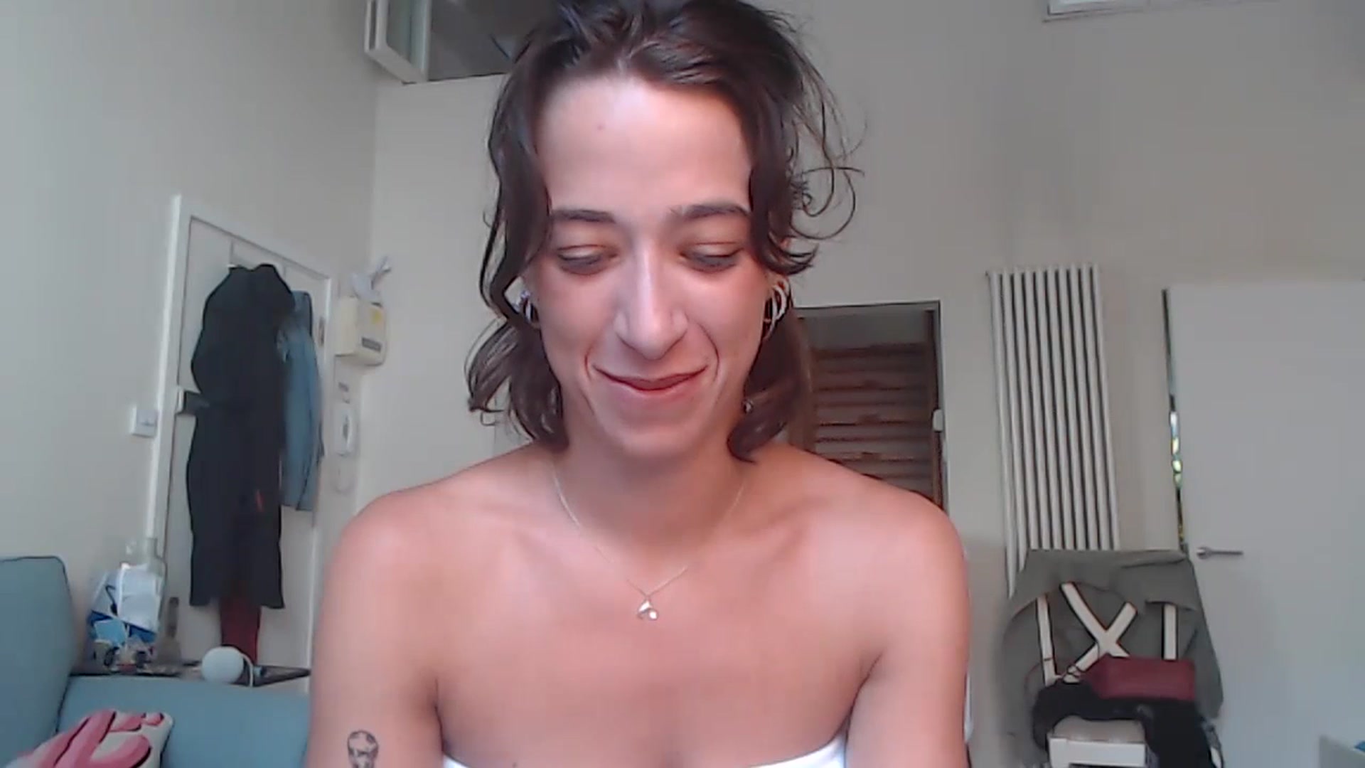Gallery image thumbnail from KlaraDelgado's myfreecams stream on, 09/10/2023, 15:09 image 7 of 20