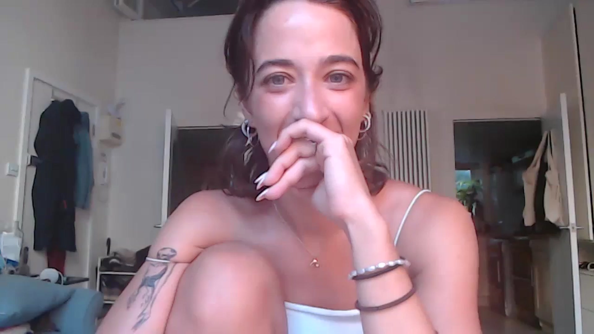 Gallery image thumbnail from KlaraDelgado's myfreecams stream on, 09/10/2023, 18:07 image 4 of 20