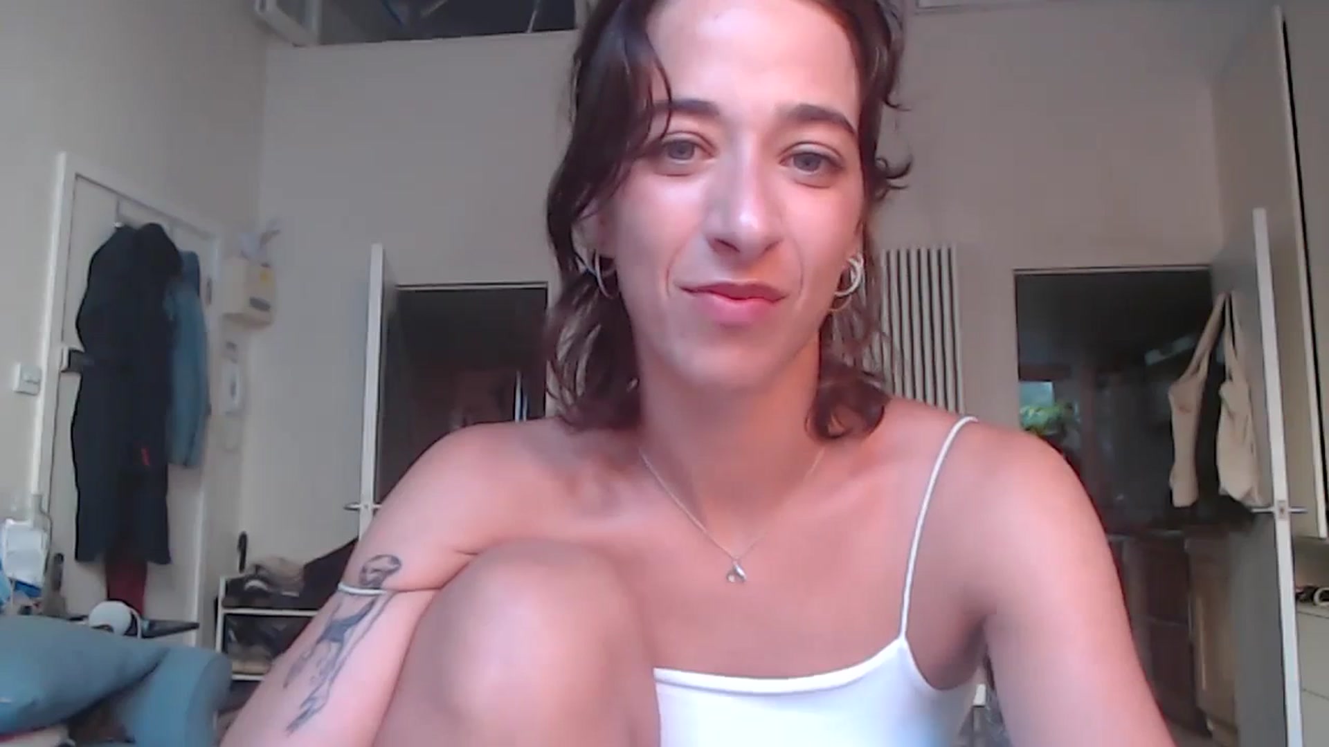 Gallery image thumbnail from KlaraDelgado's myfreecams stream on, 09/10/2023, 18:07 image 2 of 20