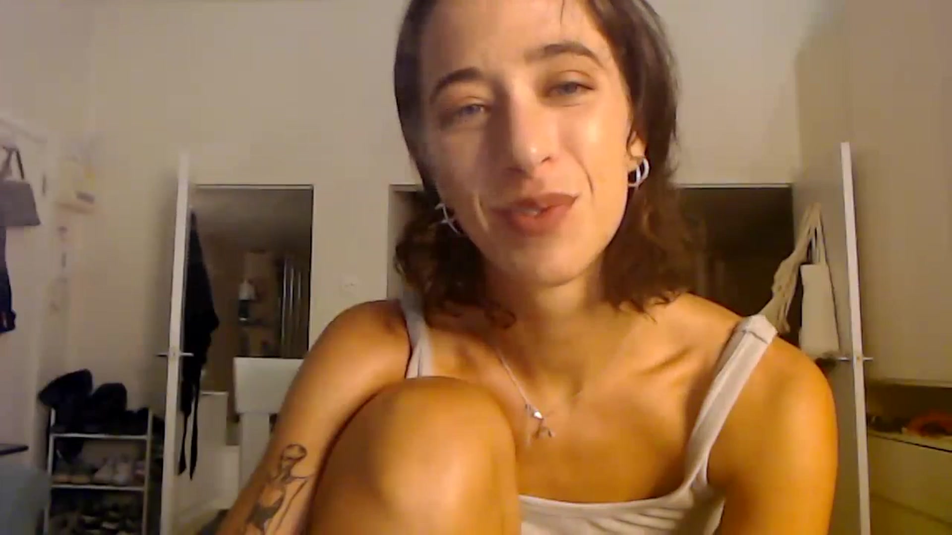 Gallery image thumbnail from KlaraDelgado's myfreecams stream on, 09/18/2023, 20:26 image 16 of 20