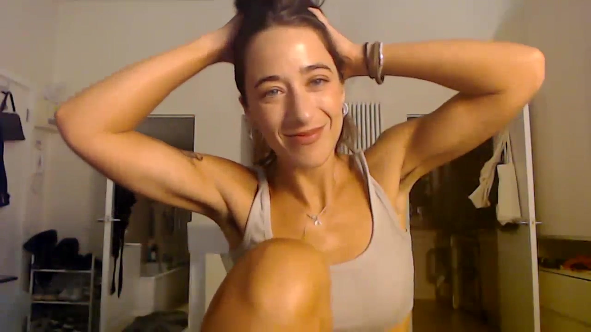 Gallery image thumbnail from KlaraDelgado's myfreecams stream on, 09/18/2023, 20:26 image 13 of 20