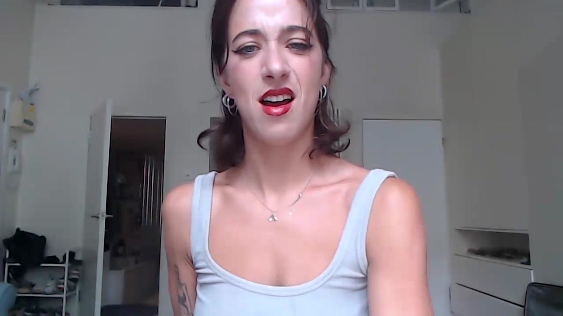 Gallery image thumbnail from KlaraDelgado's myfreecams stream on, 09/20/2023, 11:47 image 10 of 20