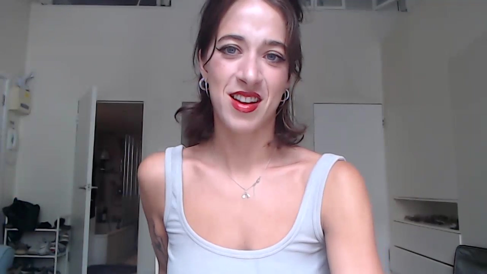 Gallery image thumbnail from KlaraDelgado's myfreecams stream on, 09/20/2023, 11:47 image 19 of 20