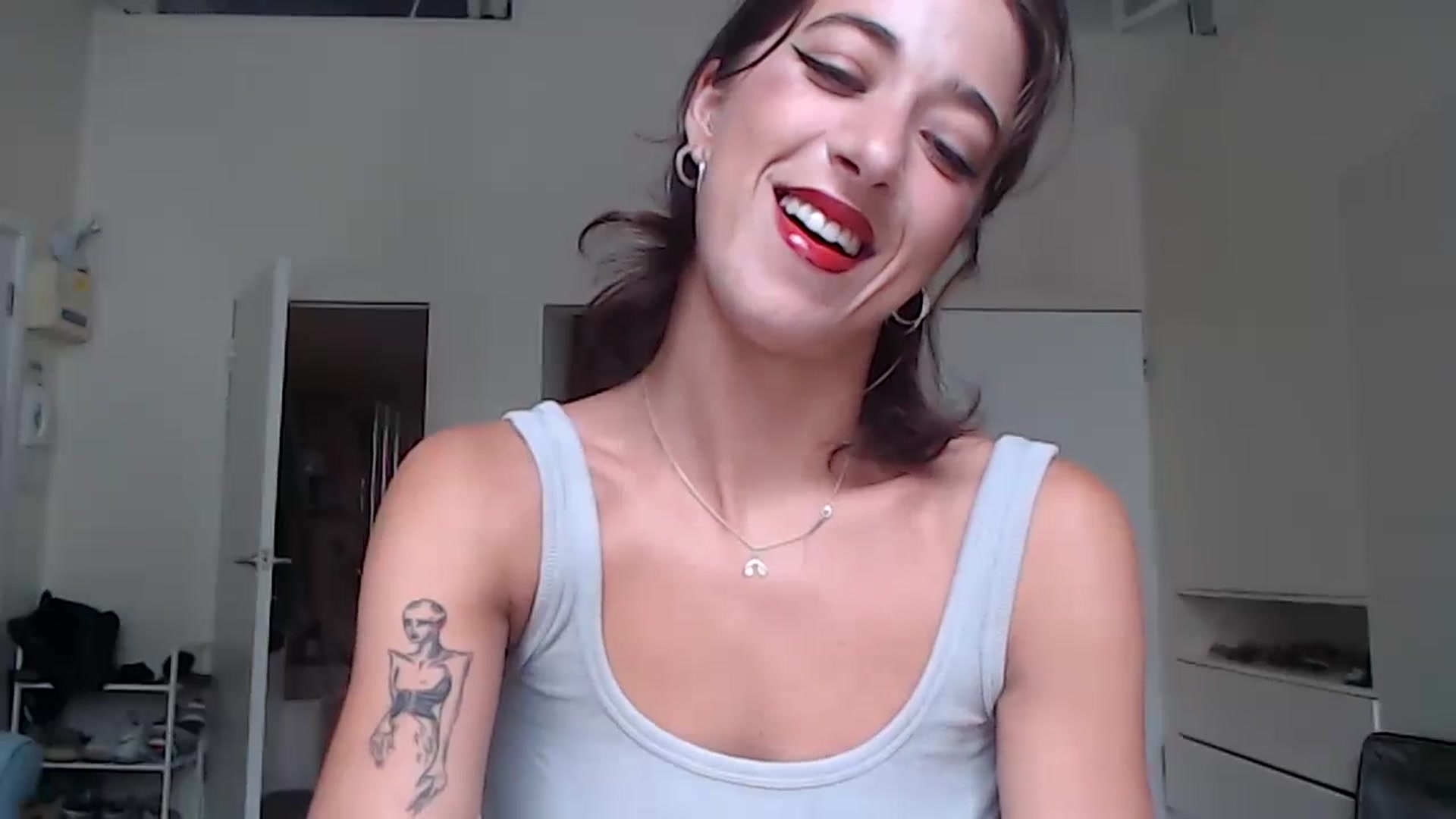 Gallery image thumbnail from KlaraDelgado's myfreecams stream on, 09/20/2023, 11:47 image 9 of 20
