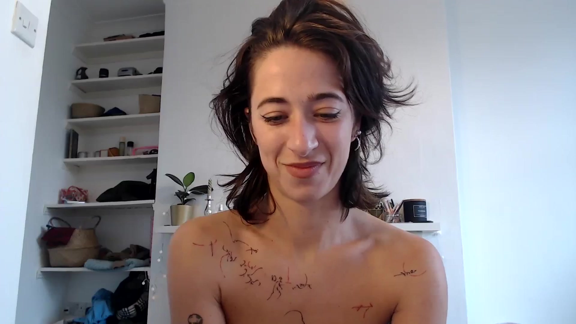 Gallery image thumbnail from KlaraDelgado's myfreecams stream on, 10/19/2023, 10:01 image 20 of 20
