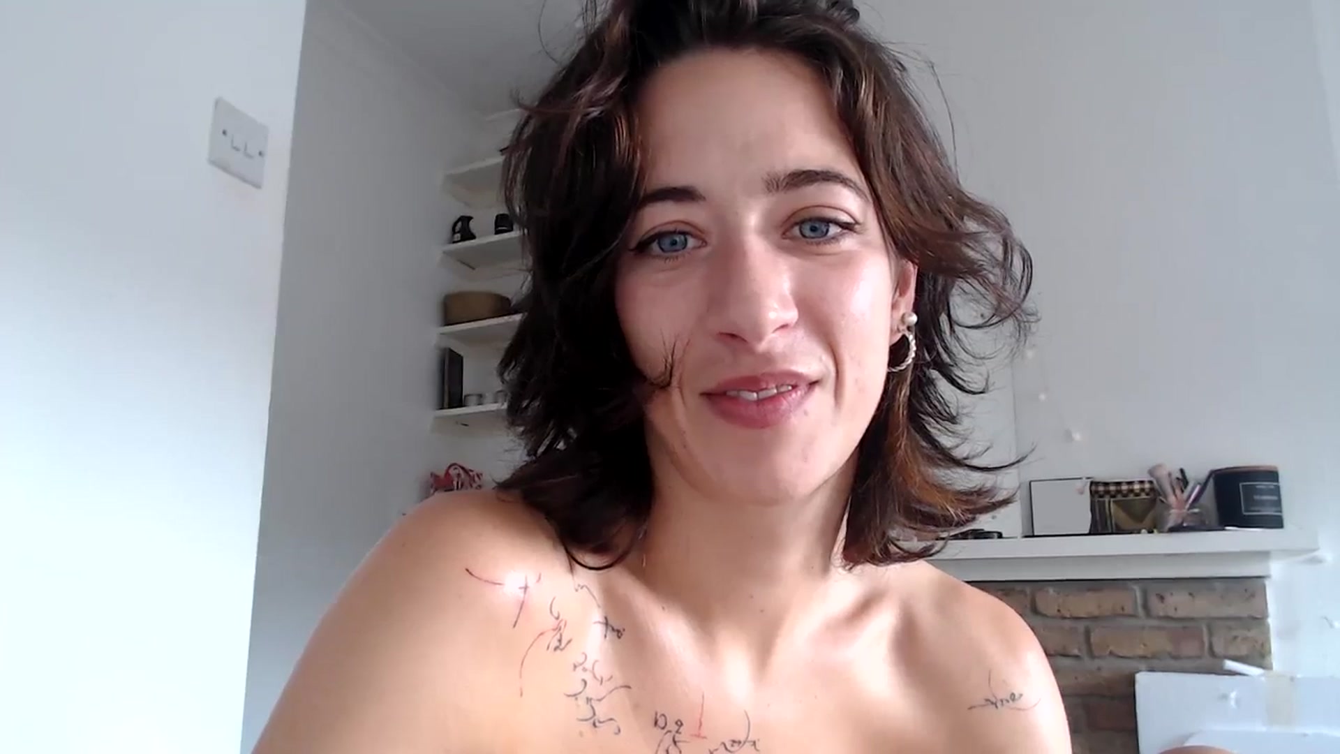 Gallery image thumbnail from KlaraDelgado's myfreecams stream on, 10/19/2023, 13:46 image 8 of 20