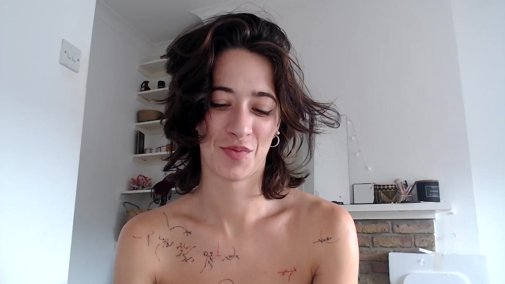 Gallery image thumbnail from KlaraDelgado's myfreecams stream on, 10/19/2023, 14:35 image 1 of 20
