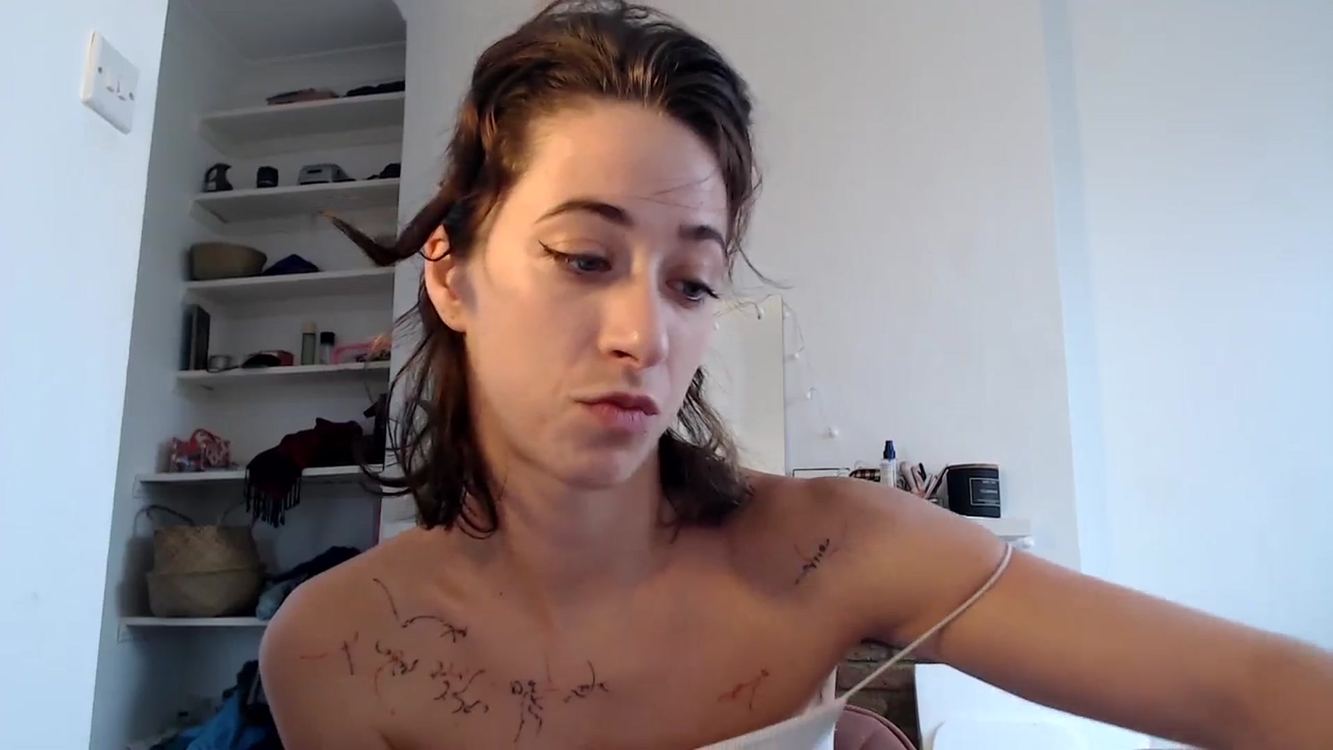 Gallery image thumbnail from KlaraDelgado's myfreecams stream on, 10/20/2023, 09:55 image 12 of 20