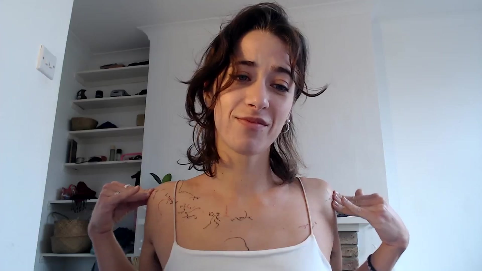 Gallery image thumbnail from KlaraDelgado's myfreecams stream on, 10/20/2023, 10:31 image 13 of 20
