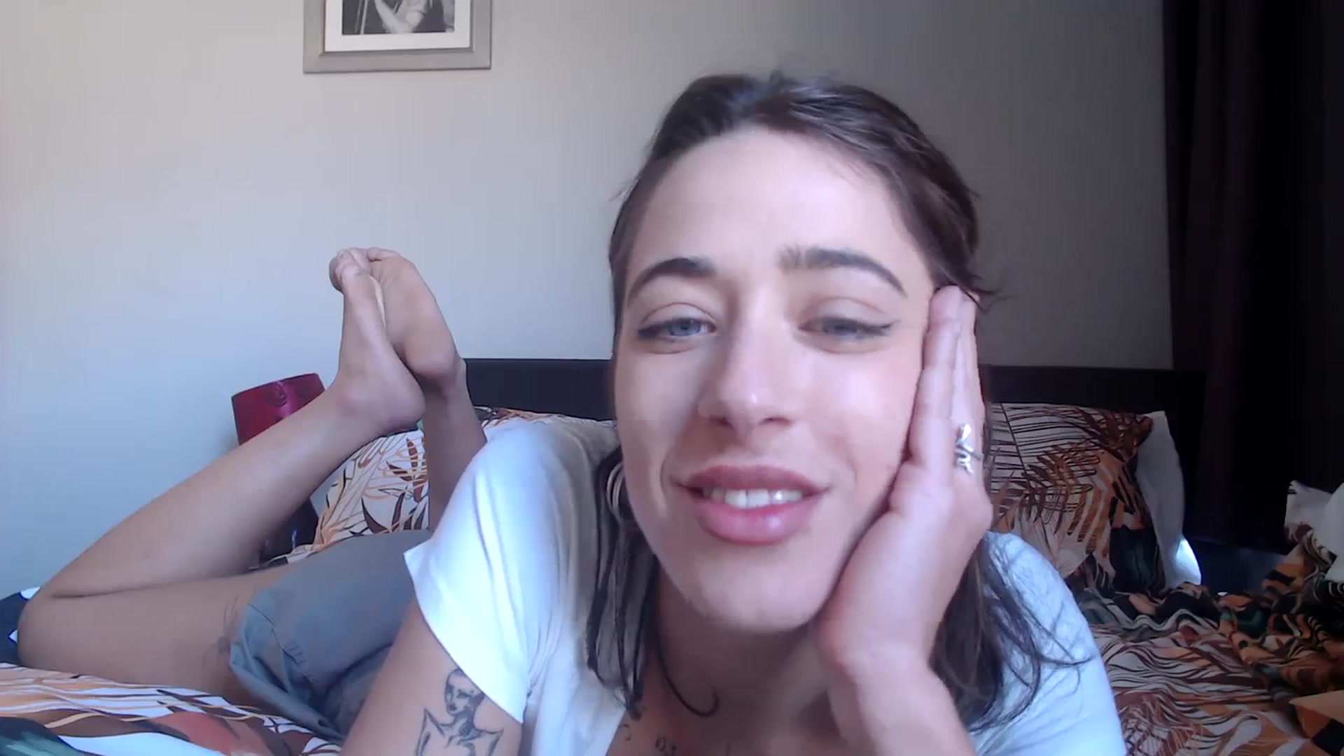 Gallery image thumbnail from KlaraDelgado's myfreecams stream on, 11/03/2023, 13:28 image 16 of 20
