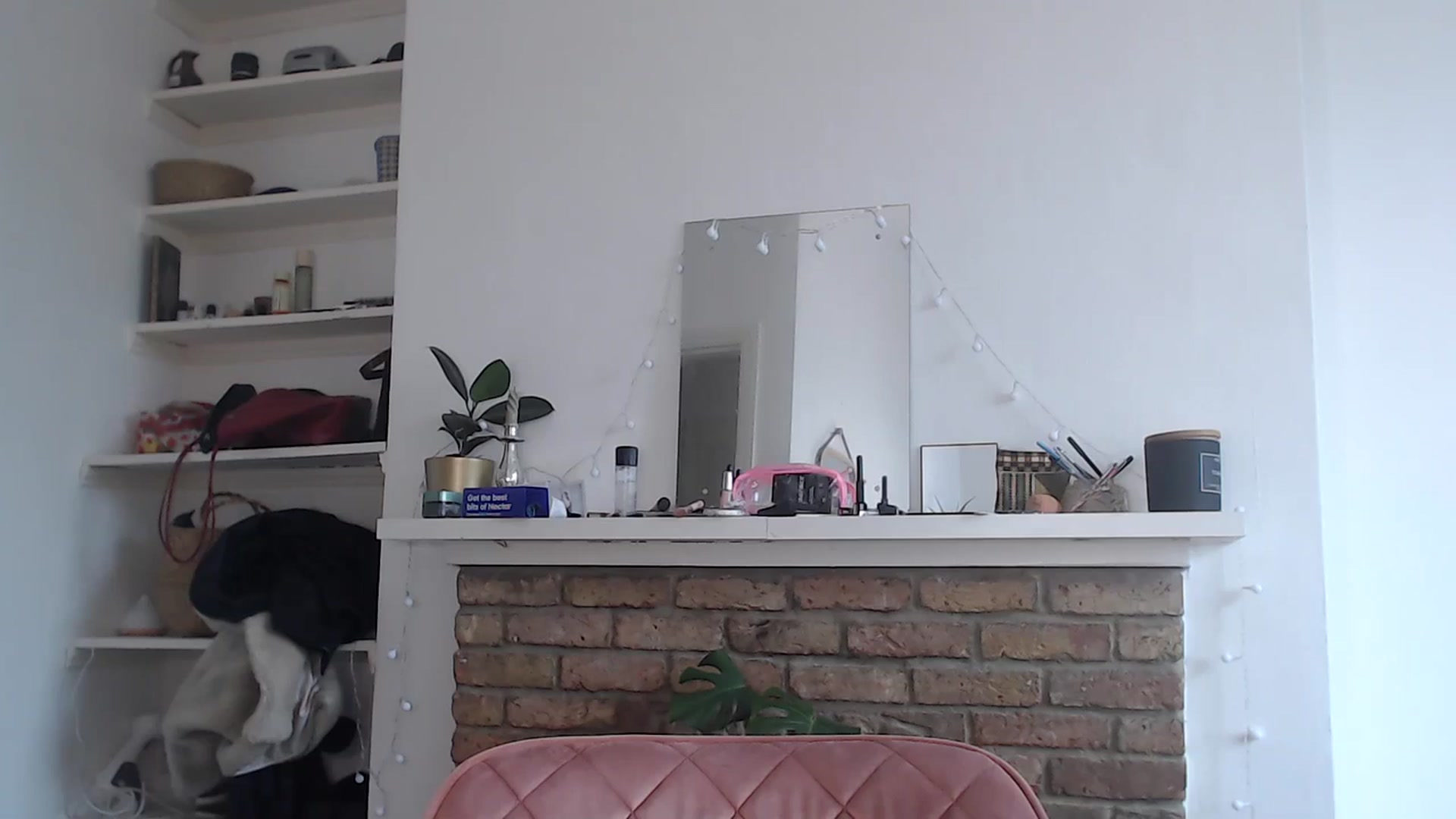 Gallery image thumbnail from KlaraDelgado's myfreecams stream on, 11/10/2023, 11:26 image 17 of 20