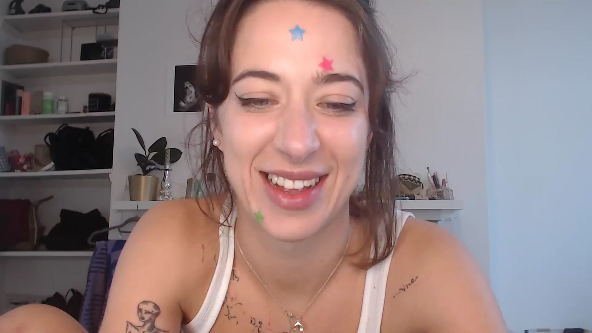 Gallery image thumbnail from KlaraDelgado's myfreecams stream on, 12/11/2023, 09:50 image 14 of 20